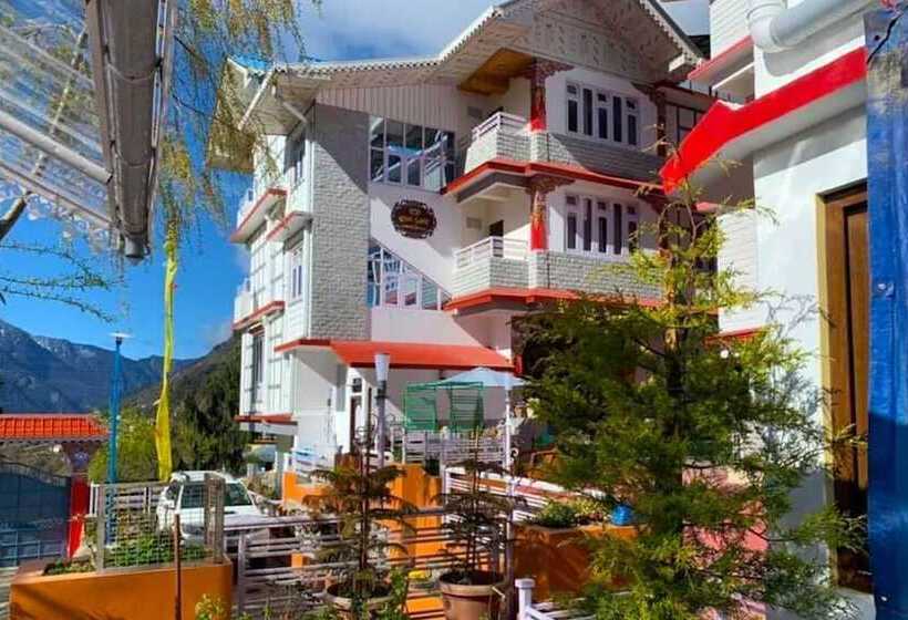 Udaan Tashi Gakhil Resort