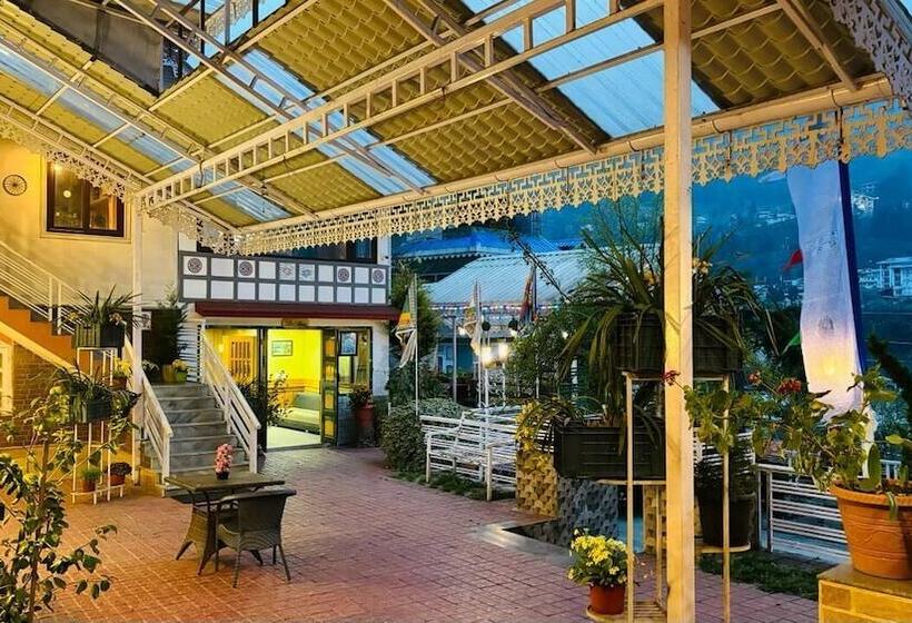 Udaan Tashi Gakhil Resort