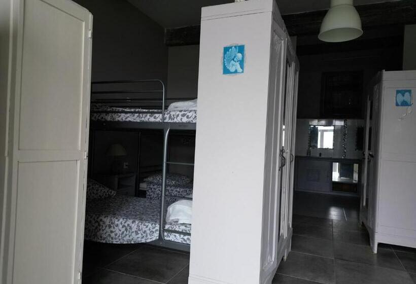 ユースホステル Dortoirs 12per