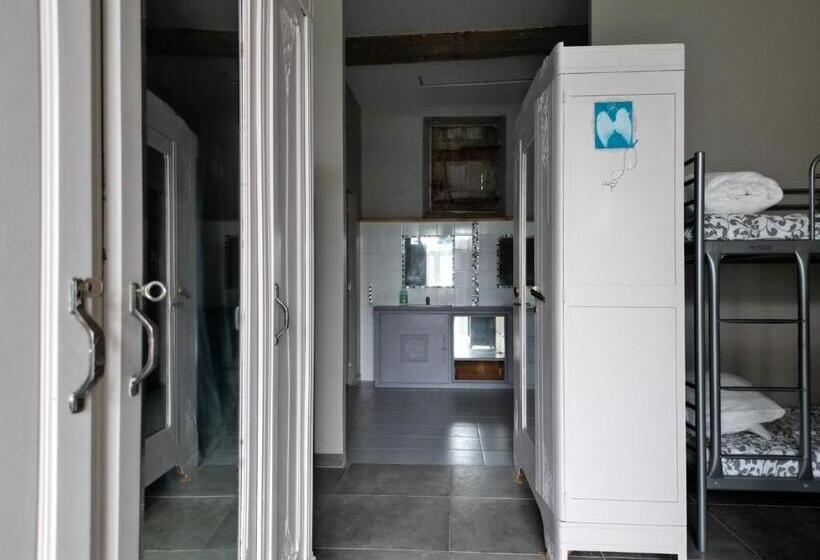 ユースホステル Dortoirs 12per