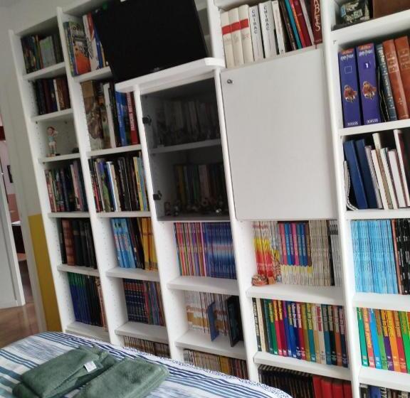 مبيت وإفطار Chambre Rouge Dans Maison Avec Parking