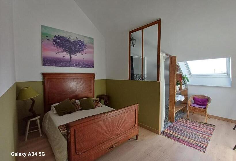 مبيت وإفطار Les Chaumes Violettes