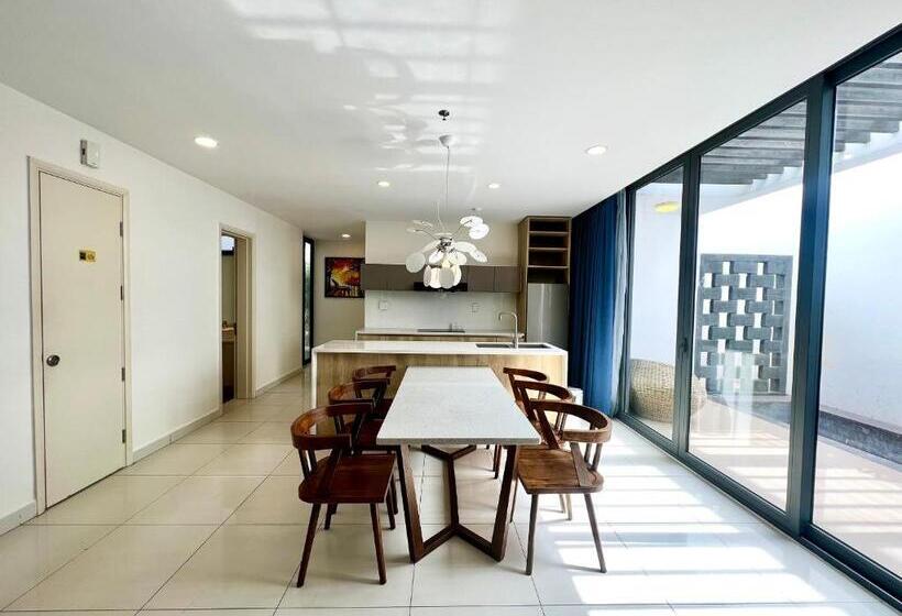 تختخواب و صبحانه Luxury Villa 01 Relax Fun Near Vung Tau