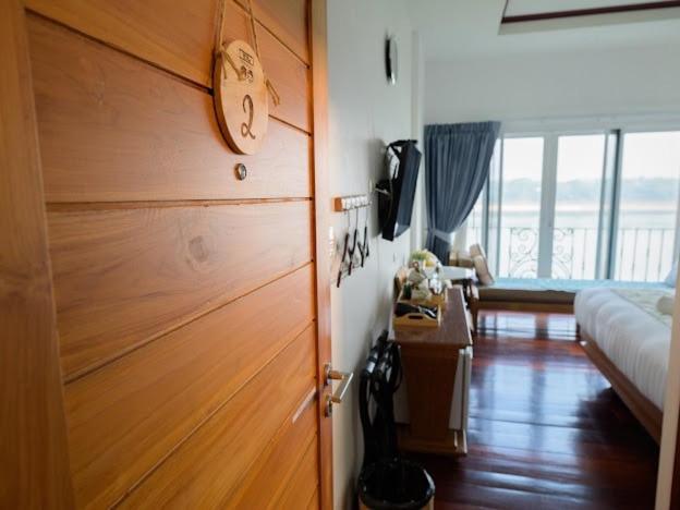 호텔 โมเมนต์ แอ๊ท ริมโขง