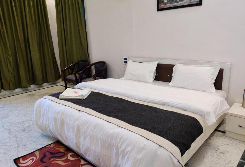 Hotelli Amrit