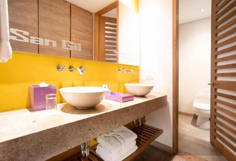 Отель Barri   Standard   Colombia