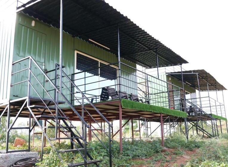 בית מלון כפרי Birds Of Paradise Foundation