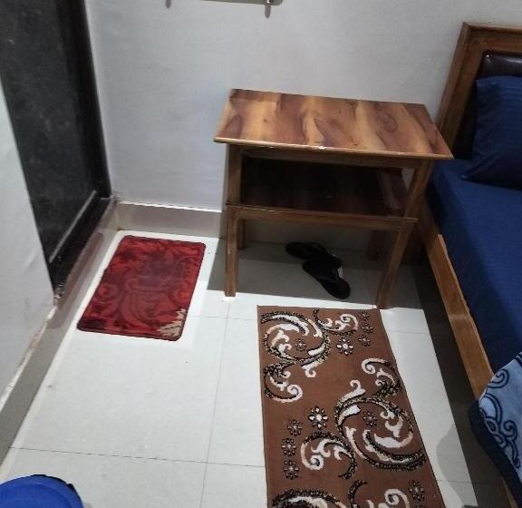 호텔 Chandrasha Villa