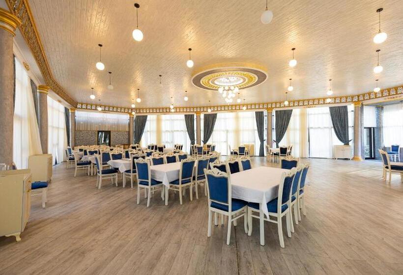 هتل Cənnət Məkən Göygöl