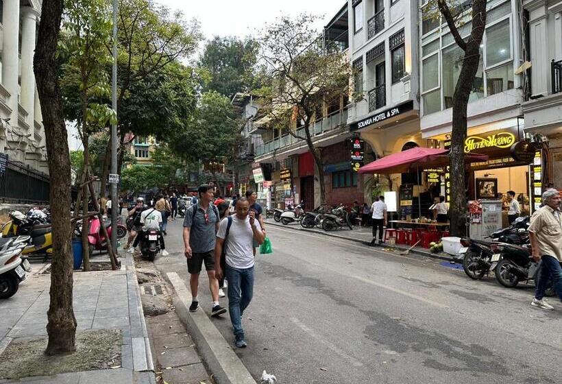 هتل Cozy Fun Homestay 16