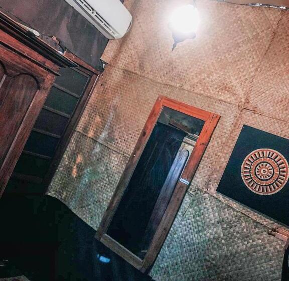 Отель Deyo Mist