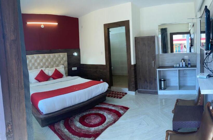 Отель Himalayan River Resort