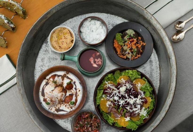 호텔 Jaadooghar Stays, Earth Friendly Stay, Chandigarh