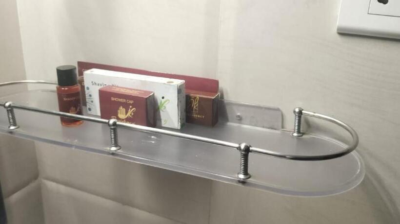 בית מלון כפרי Jk Residency