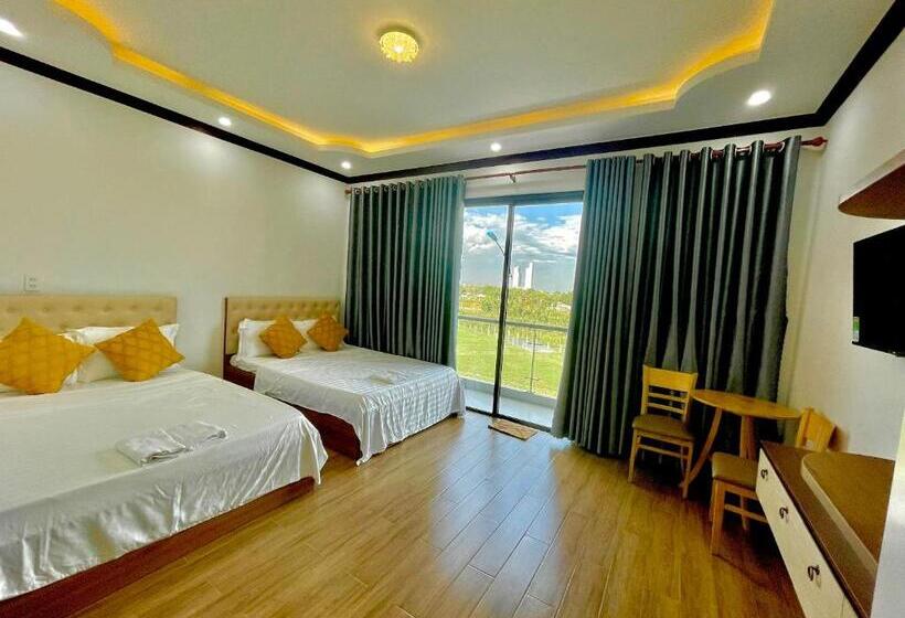 هتل Khách Sạn Villa Hồ Gia Phan Rang