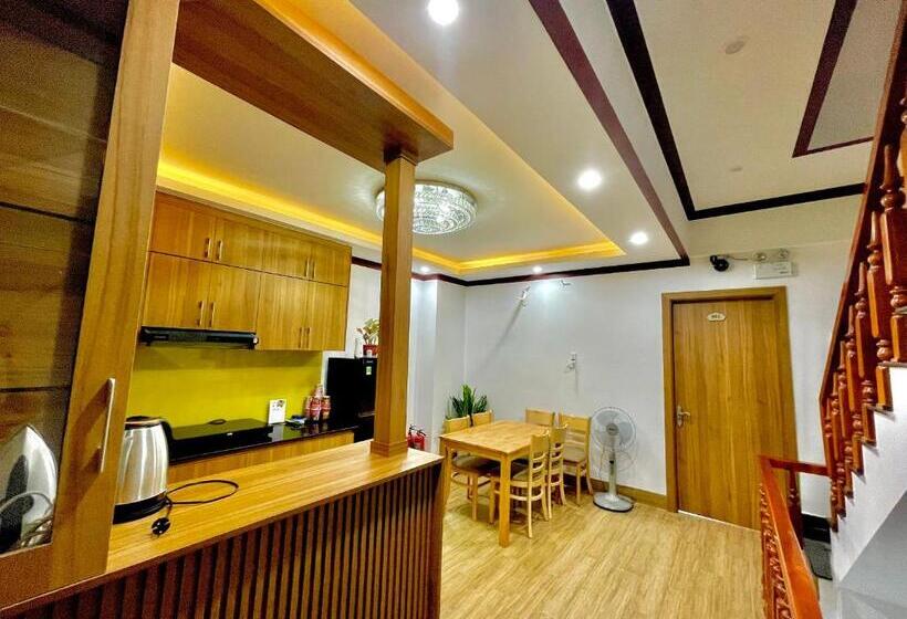 هتل Khách Sạn Villa Hồ Gia Phan Rang