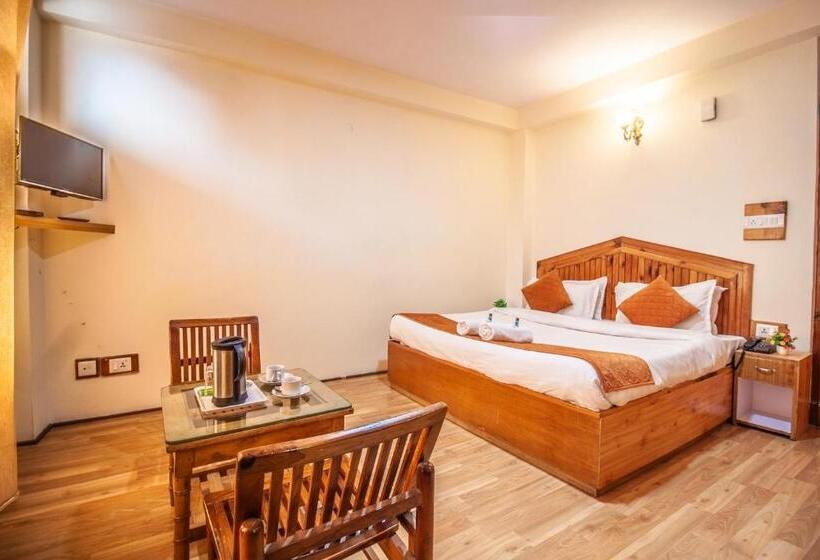 Отель Kingston  A Luxury Stay, Manage By Shuru Haven Unit