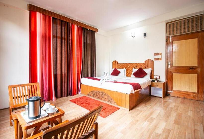 Отель Kingston  A Luxury Stay, Manage By Shuru Haven Unit