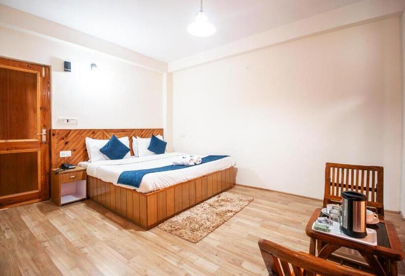 Отель Kingston  A Luxury Stay, Manage By Shuru Haven Unit