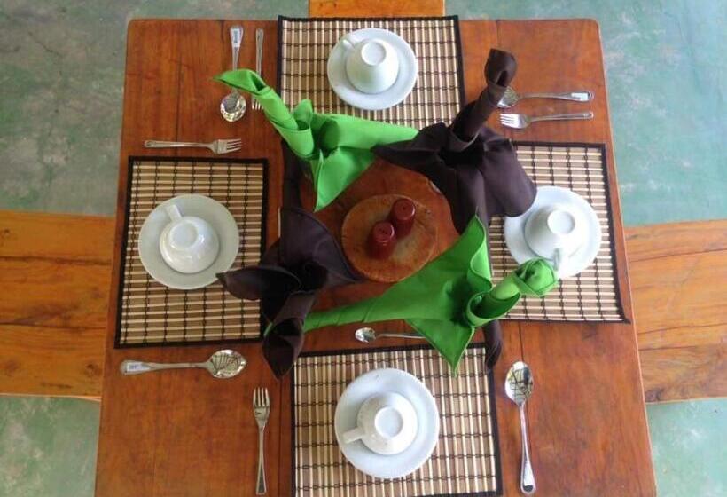 בית מלון כפרי Lakhala Nature Resort