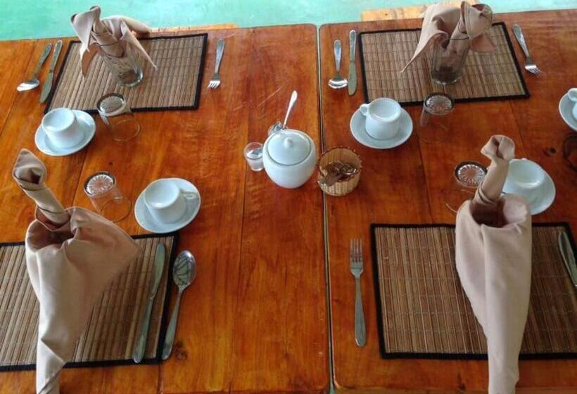 בית מלון כפרי Lakhala Nature Resort