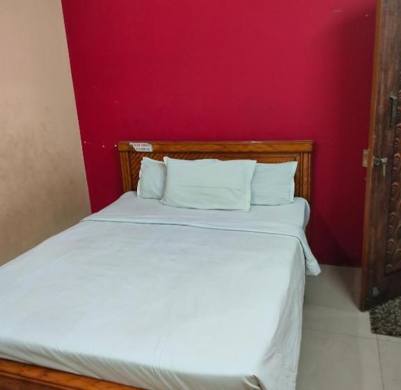 酒店 Lakshmi Sri Deluxe Lodge