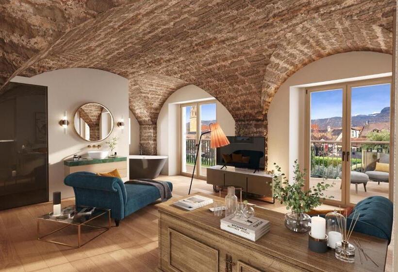 בית מלון כפרי Langenmantel Historic Suites