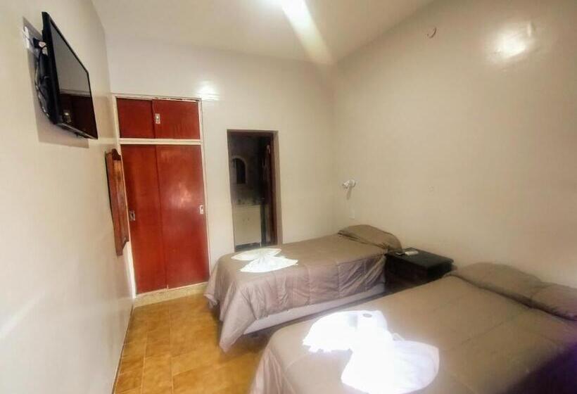 酒店 Los Olivos Termal Spa