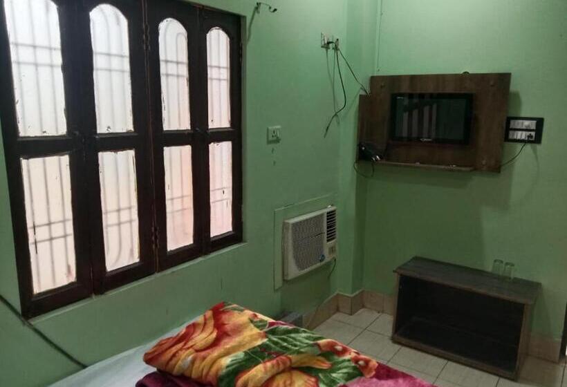 فندق Mangalam Guest House