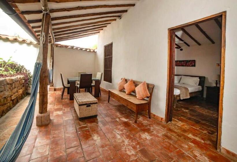 בית מלון כפרי Masaya Achiotte   Family Superior Room   Colombia