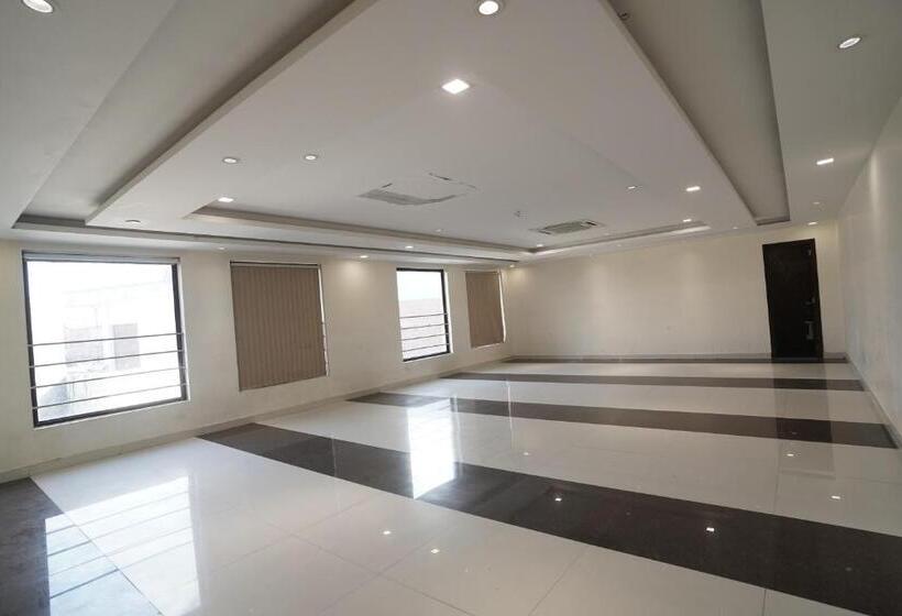 Nirmal Hotel And Resort