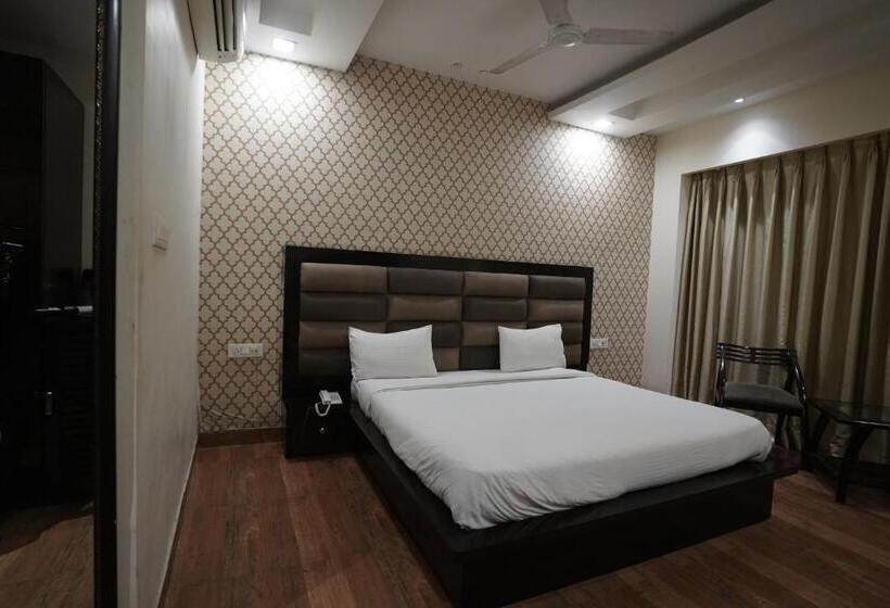 Nirmal Hotel And Resort