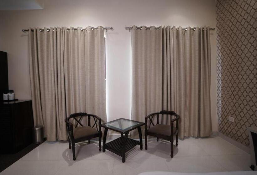 Nirmal Hotel And Resort