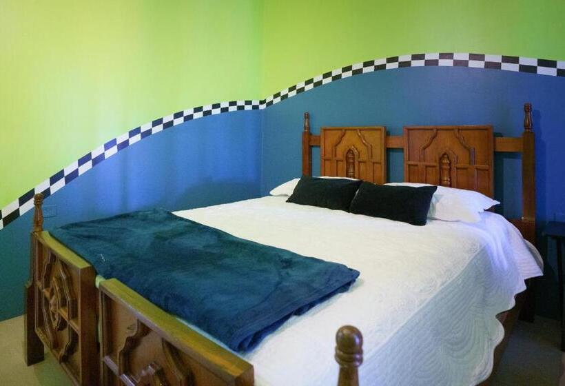 فندق Root Wellness Arenal