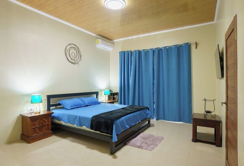 فندق Root Wellness Arenal