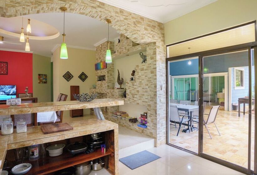 فندق Root Wellness Arenal