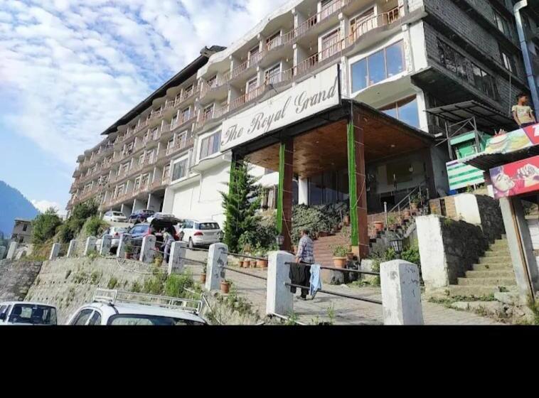 هتل Royal Grand By Skua World