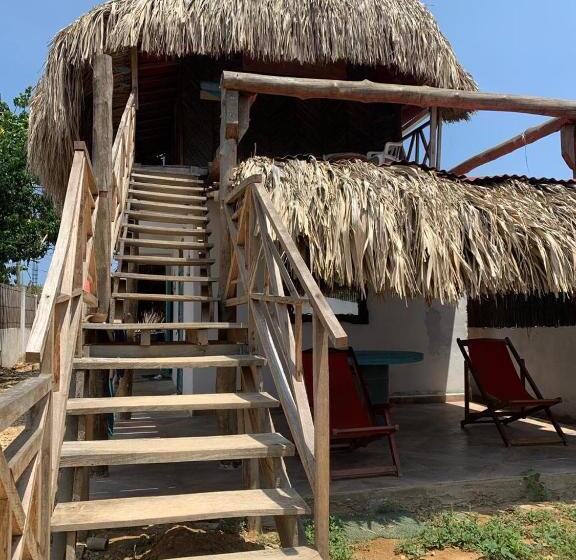 ホテル Roots Villa