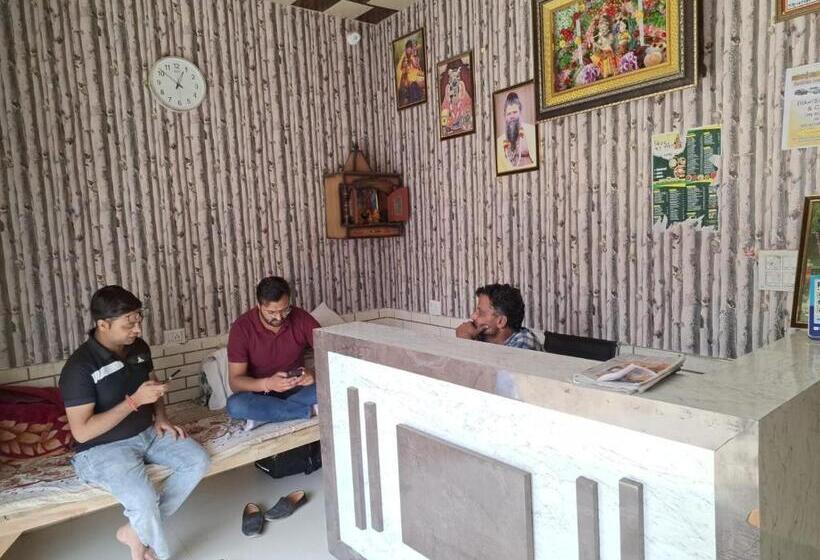 Отель Shree Ram Krishna Dham