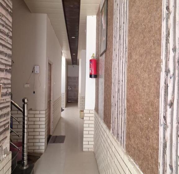 Отель Shree Ram Krishna Dham