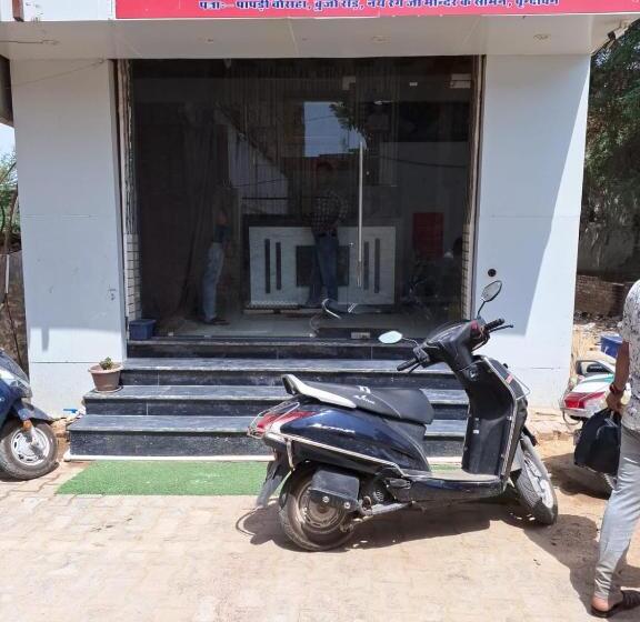 Отель Shree Ram Krishna Dham