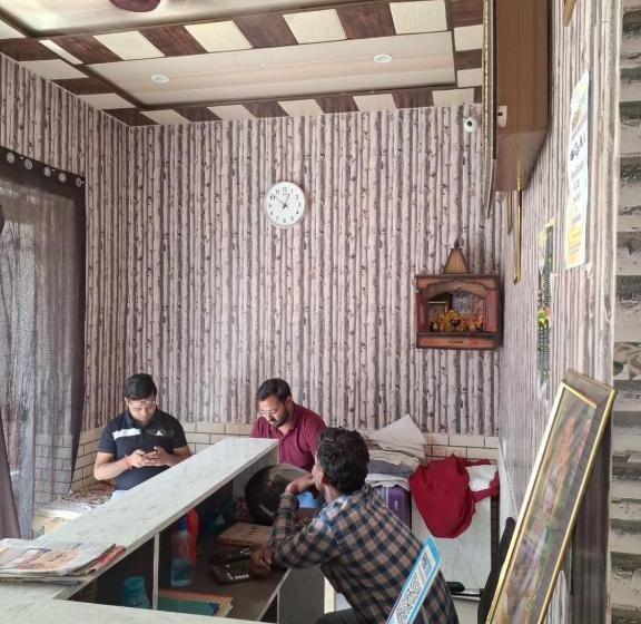 Отель Shree Ram Krishna Dham