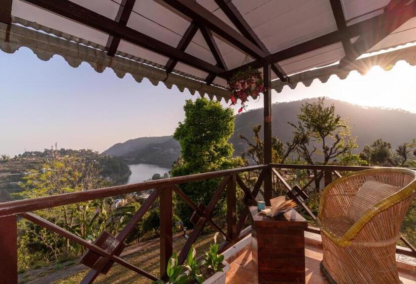 בית מלון כפרי Sojourn With Nyoli 3bhk Villa