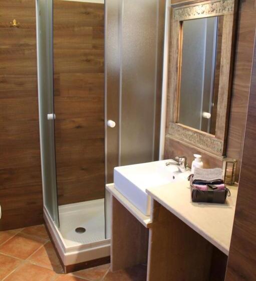 בית מלון כפרי Tenuta Frontini