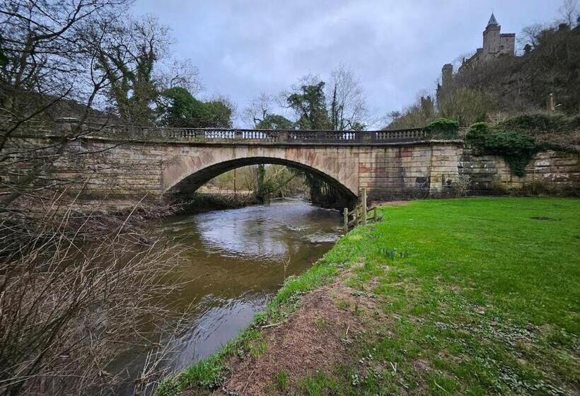 Отель The Bridge House Restaurant And