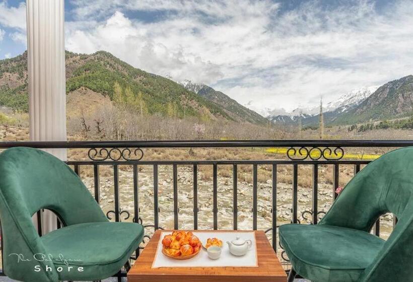 فندق The Pahalgam Shore