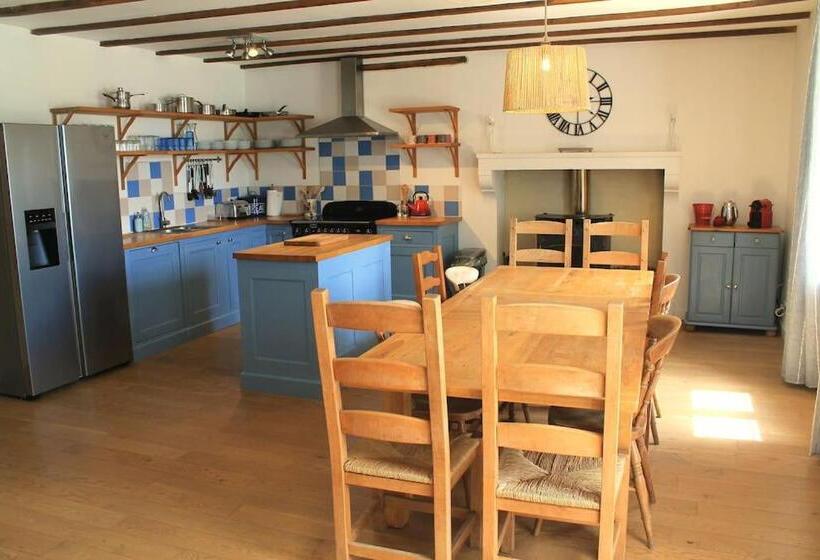 ホテル Cha16 Nanteuil En Vallee Touchbaudrand