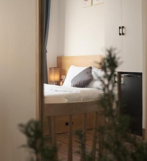 Kōzē Mini Apartment