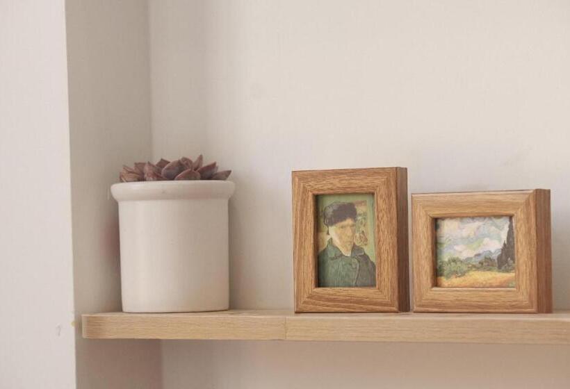 Kōzē Mini Apartment