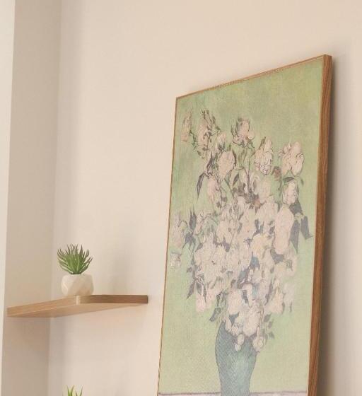 Kōzē Mini Apartment